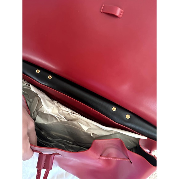 Italian Leather $467 Value Red Handbag Timeless Elegance at a Great Price! *READ - Picture 9 of 12